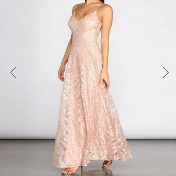Light pink prom dress - Picture 2 of 3